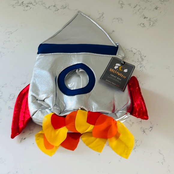 Pottery Barn Kids Rocket Ship Puffy Treat Bag - Picture 6 of 10